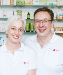 Ihre Apotheker: Simone und Wolfgang Griesbacher